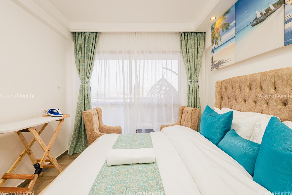 Serviced 2 Bed Apartment with En Suite in Westlands Area - 14