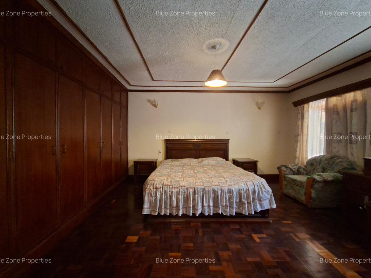 4 Bed House with En Suite at Off Runda Grove - 14