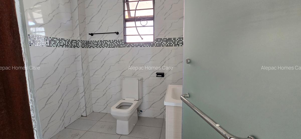 4 Bed House with En Suite at Varsityville - 11