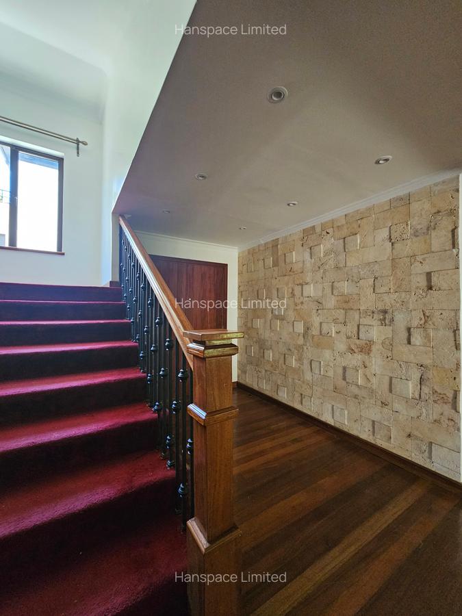 4 Bed Townhouse with En Suite at Kaputei Road - 8