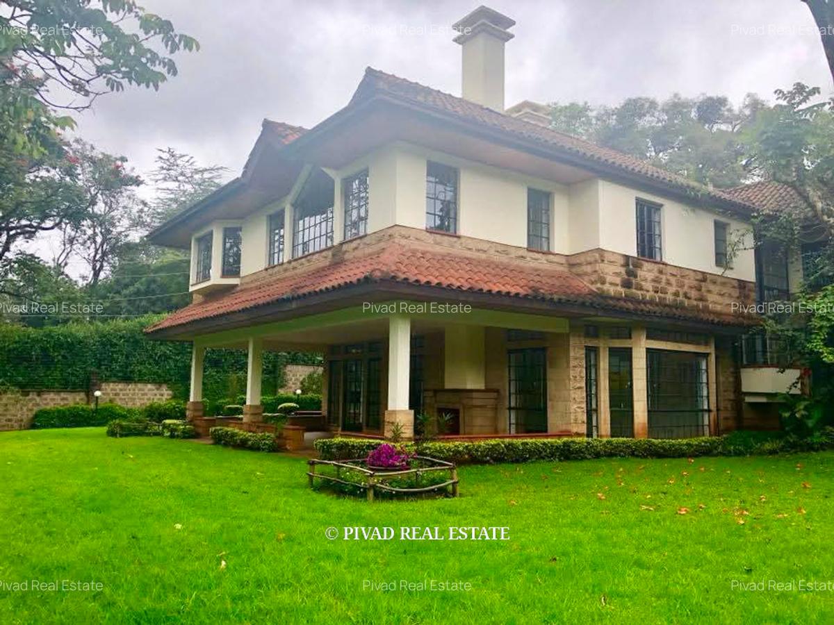5 Bed House with Swimming Pool in Rosslyn - 7