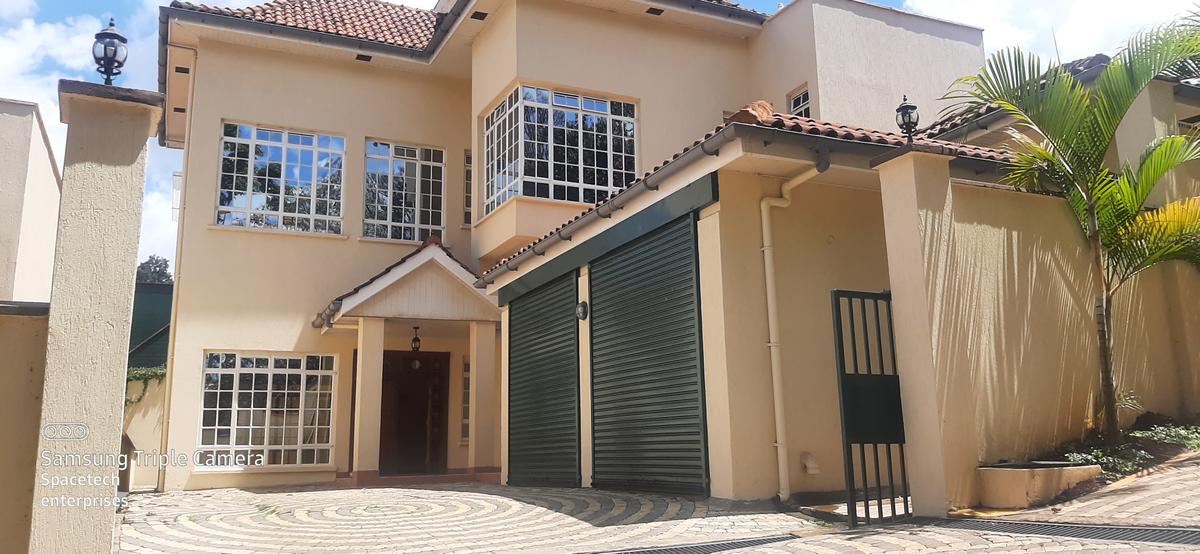 4 Bed Townhouse with En Suite in Westlands Area - 3