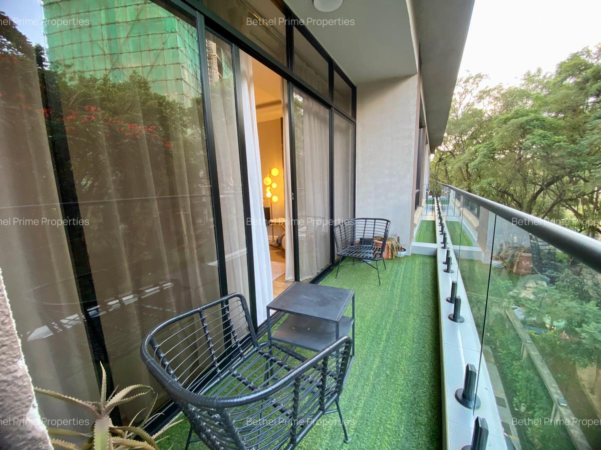 3 Bed Apartment with En Suite in Brookside - 5