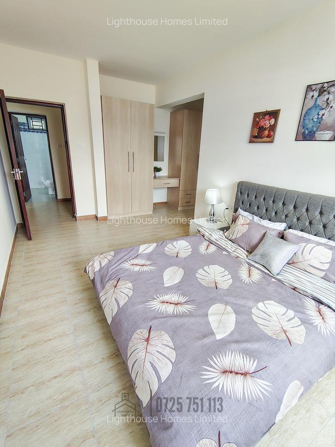 3 Bed Apartment with En Suite at Racecourse - 10