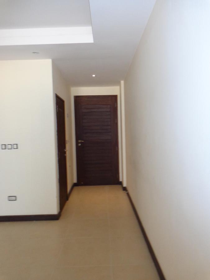 3 Bed Apartment with En Suite at Ar2084 - 12