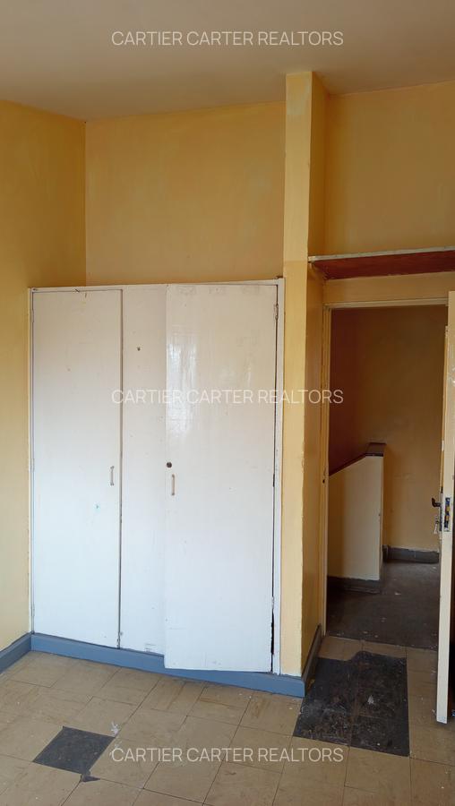 3 Bed Townhouse with En Suite in Buruburu - 14