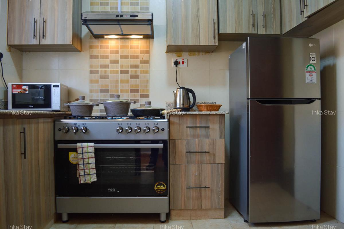 Serviced 2 Bed Apartment with En Suite at Fourways Junction Estate Rd - 2