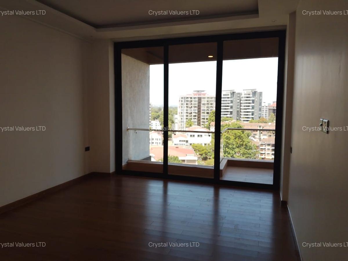 4 Bed Apartment with En Suite in Spring Valley - 2