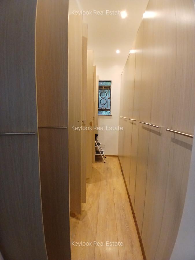 4 Bed Townhouse with En Suite at Lavington Green - 7