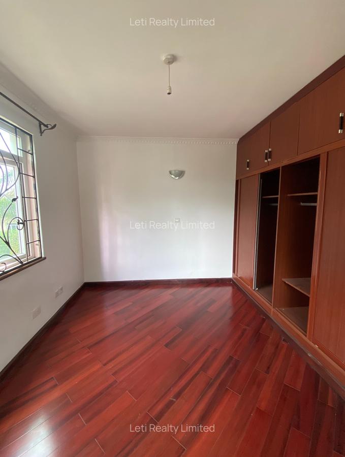 5 Bed Townhouse with En Suite in Lavington - 5