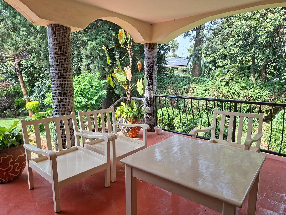 4 Bed House with En Suite at Off Un Avenue - 6