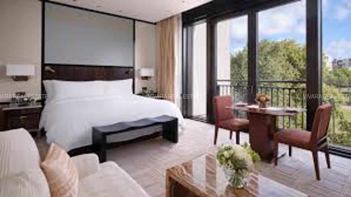 1 Bed Apartment with En Suite in Lavington - 2