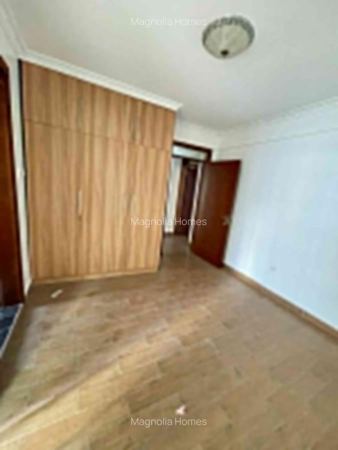 Serviced 3 Bed Apartment with En Suite in Kilimani - 7