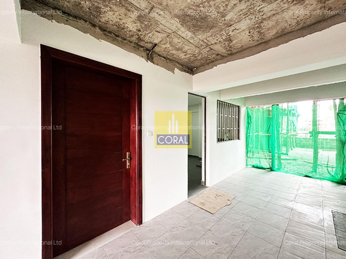3 Bed Apartment in Parklands - 15