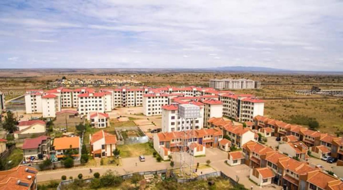 3 Bed Apartment with En Suite at Loneview Street - 16