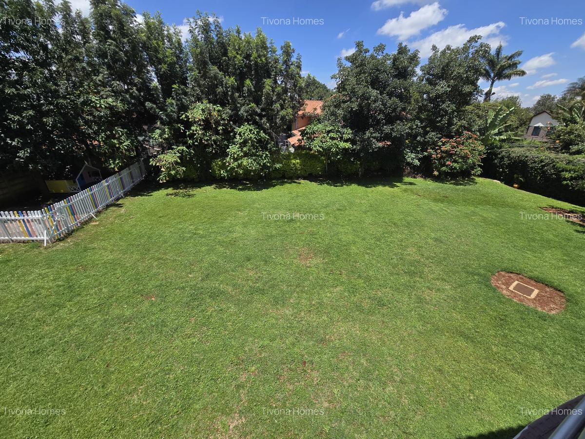 4 Bed House with En Suite in Runda - 2