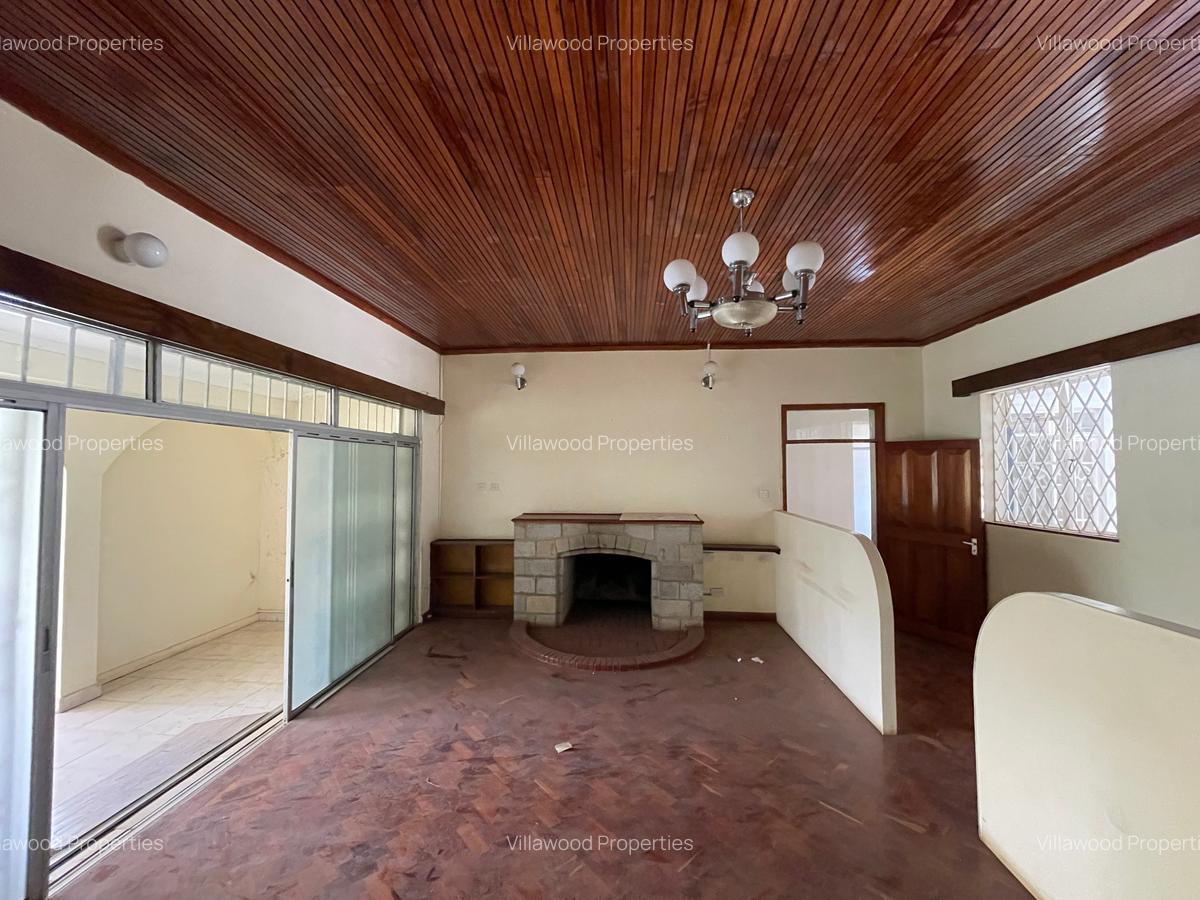 Commercial Property with Service Charge Included in Riverside - 8