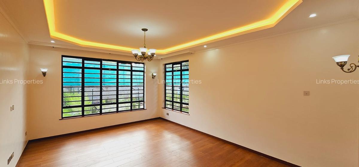 5 Bed Townhouse with En Suite at Kerarapon Road - 6