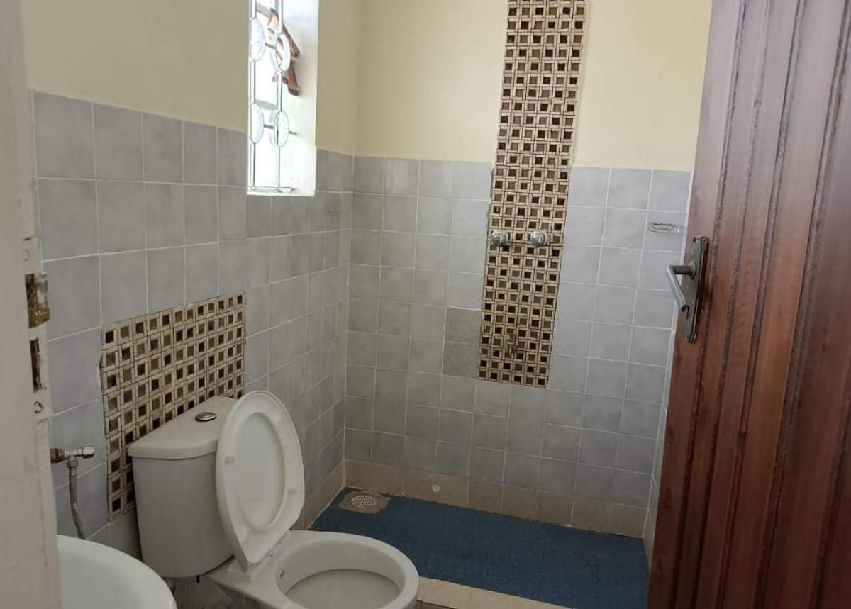 3 Bed Townhouse with En Suite at Kerarapon Road - 2