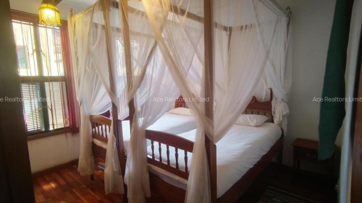 Furnished 65,700 ft² Commercial Property with Backup Generator at Rhapta Road - 13