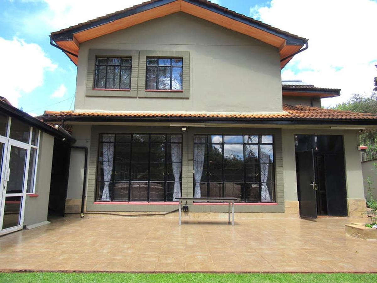 5 Bed Villa with En Suite at Westland - 2