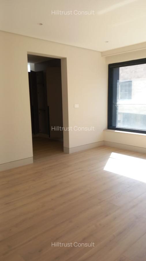 5 Bed Villa with En Suite in Westlands Area - 7