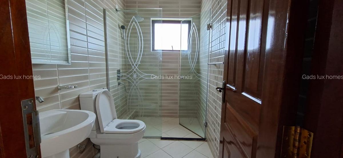 4 Bed Villa with En Suite at Westlands - 3