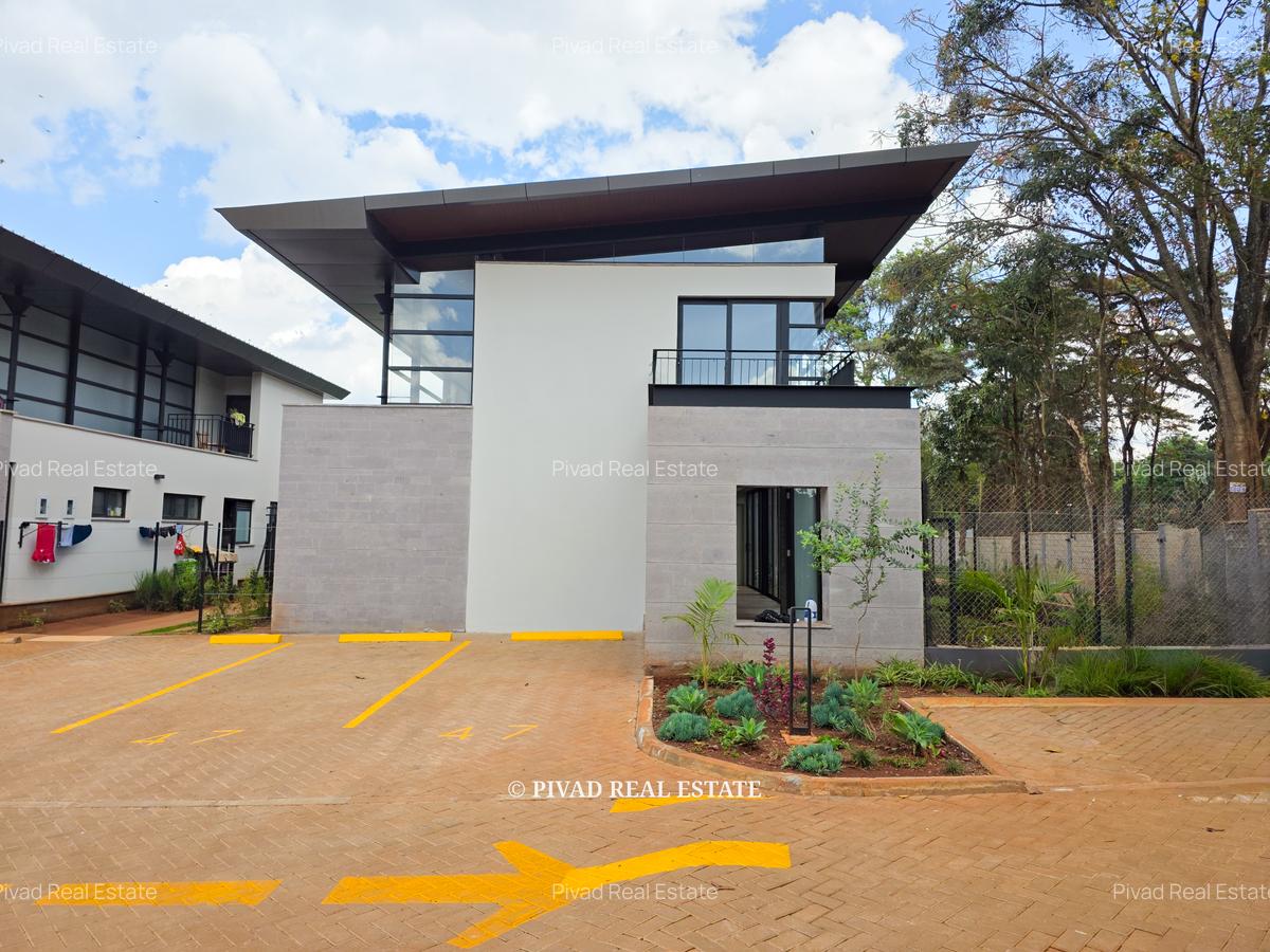 4 Bed Townhouse with Swimming Pool in Runda - 1