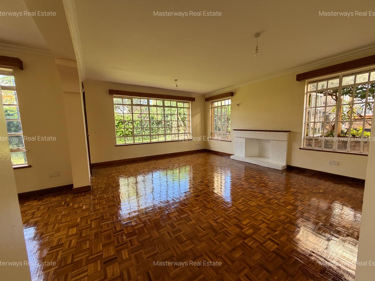 4 Bed Townhouse with En Suite in Runda - 2