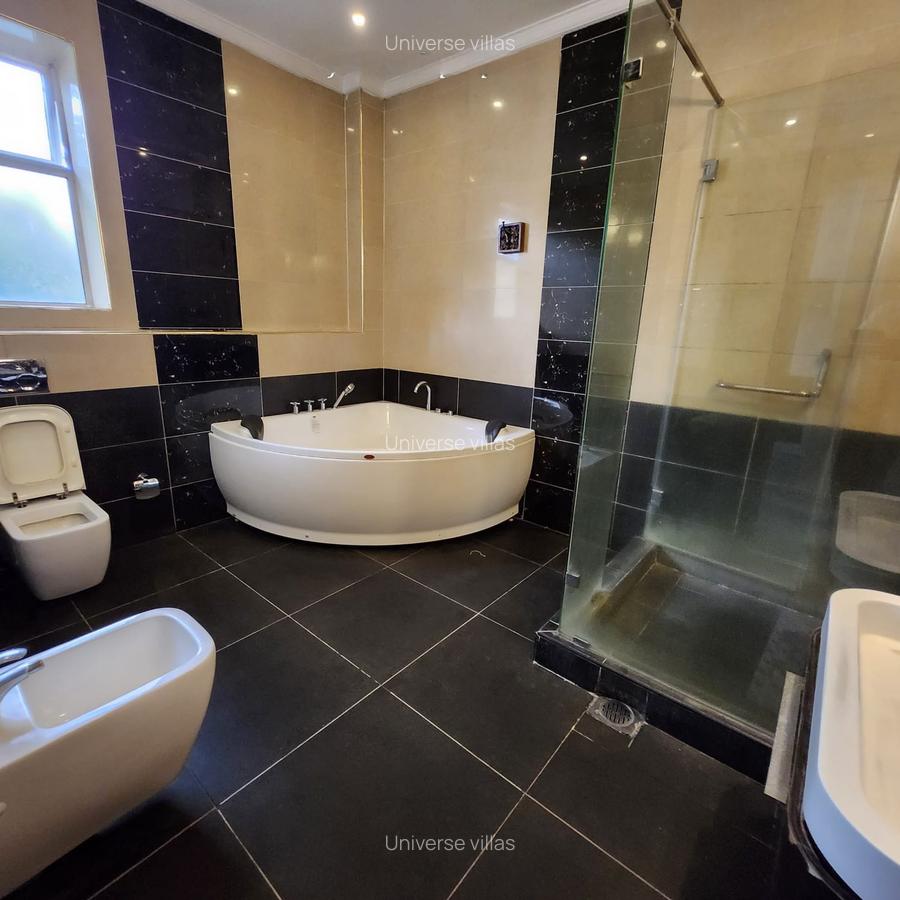 5 Bed Villa with En Suite at Karen Road - 13