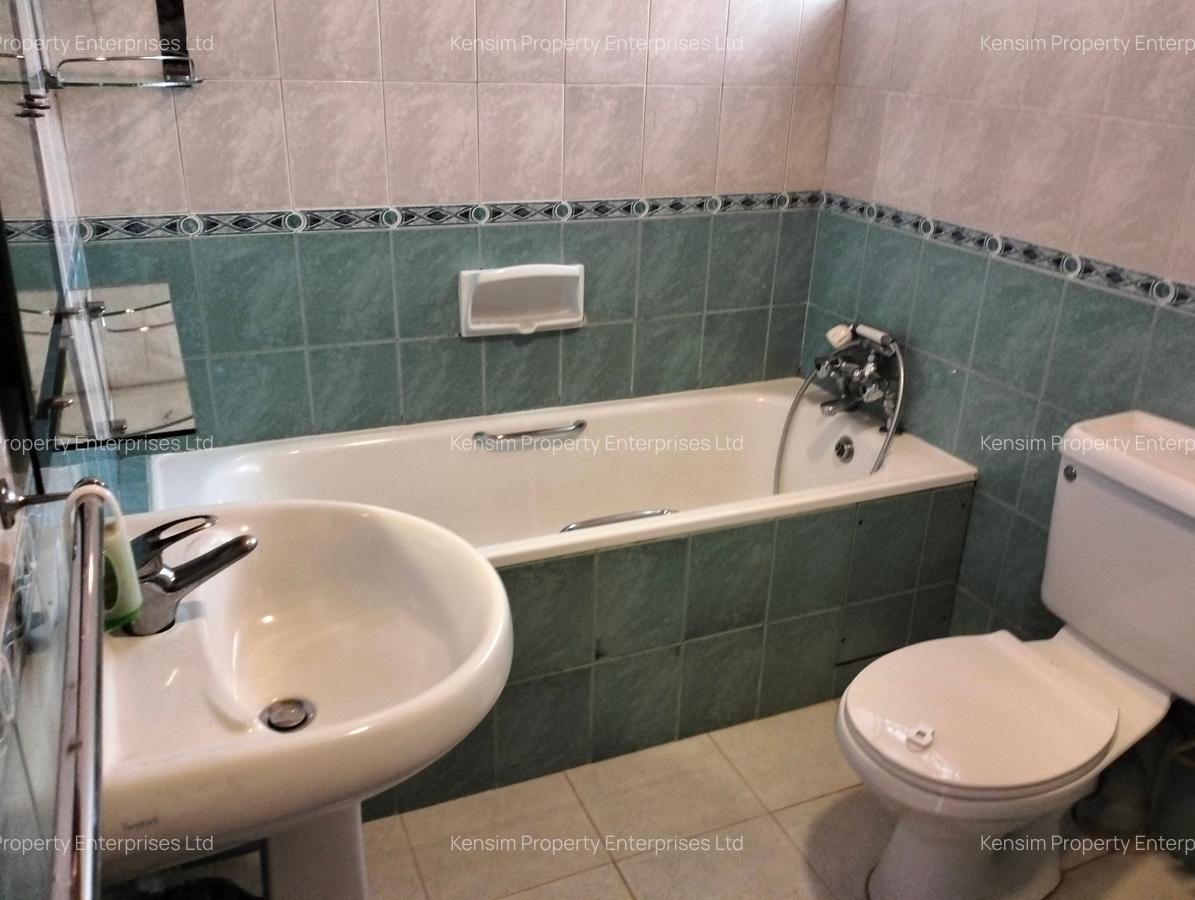 4 Bed Townhouse with En Suite in Westlands Area - 3