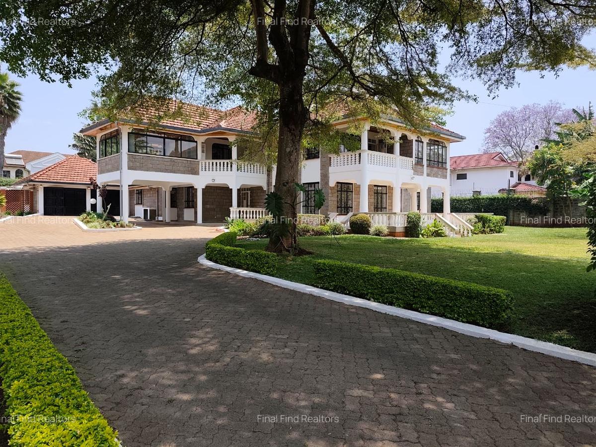 6 Bed House with Garden in Runda - 4