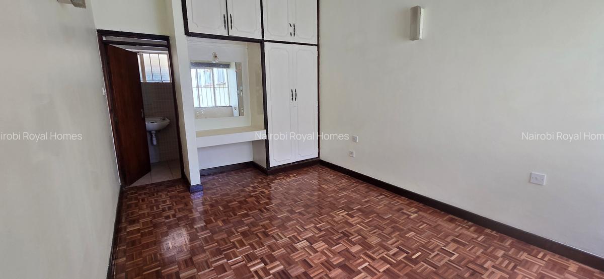4 Bed Townhouse with En Suite at Peponi Road - 15