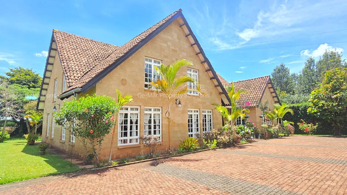 4 Bed House with En Suite in Runda - 1