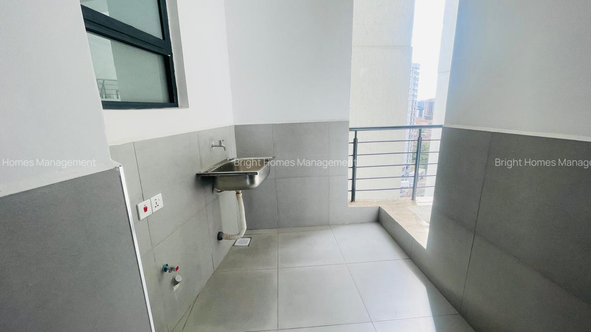 2 Bed Apartment with En Suite in Kilimani - 5