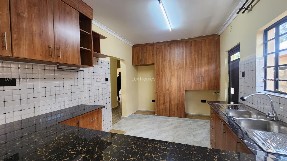 4 Bed House with En Suite at Magadi Road - 7