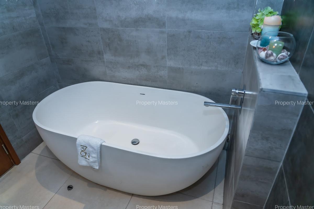 Serviced 1 Bed Apartment with En Suite at Kikambala - 11