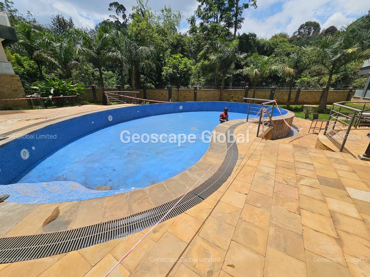 3 Bed Apartment with En Suite in Westlands Area - 1