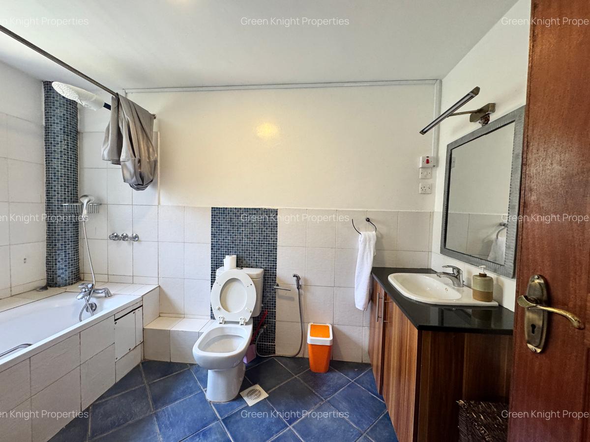 Serviced 2 Bed Apartment with En Suite in Lavington - 11