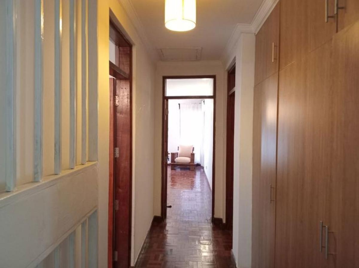 3 Bed Apartment with En Suite at Mpaka Rd - 10