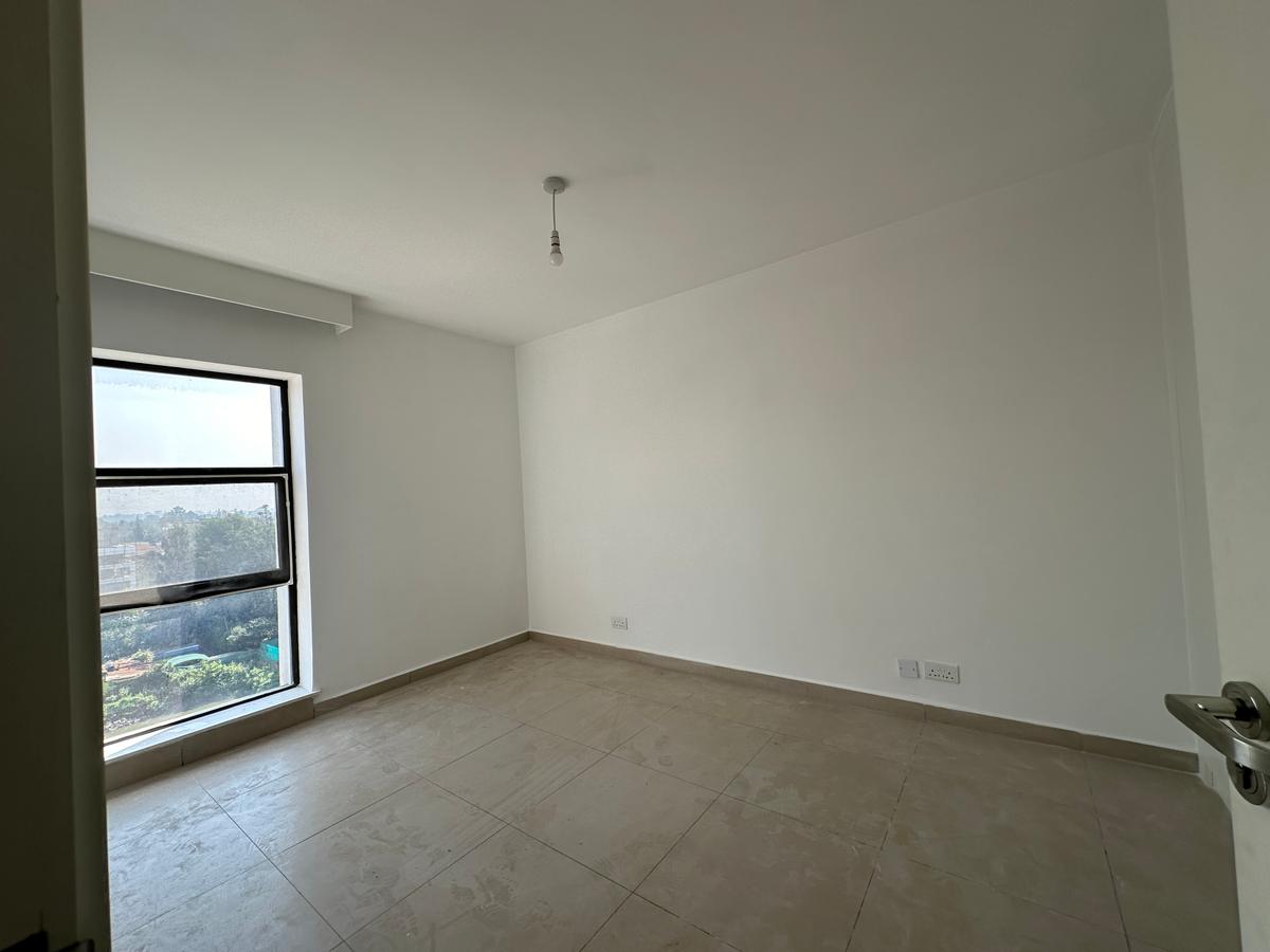 Serviced 1 Bed Apartment with En Suite in Lavington - 7