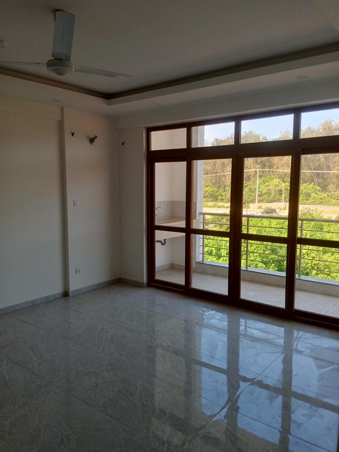 Serviced 2 Bed Apartment with En Suite at Nyali - 11