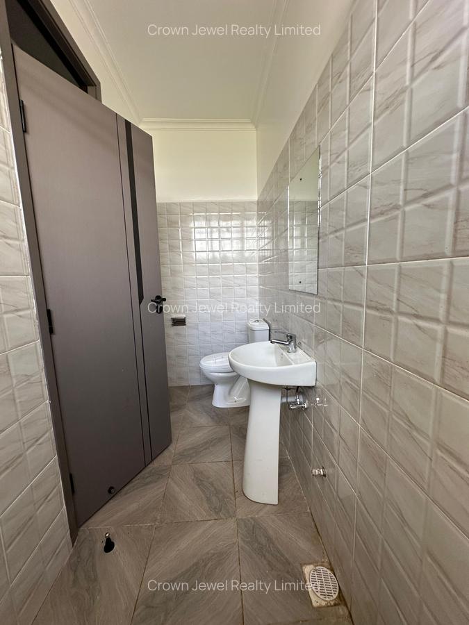 4 Bed Townhouse with En Suite in Juja - 12