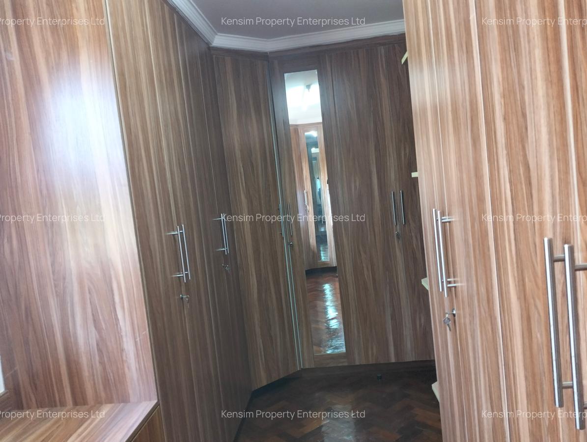 5 Bed Townhouse with En Suite in Kitisuru - 12