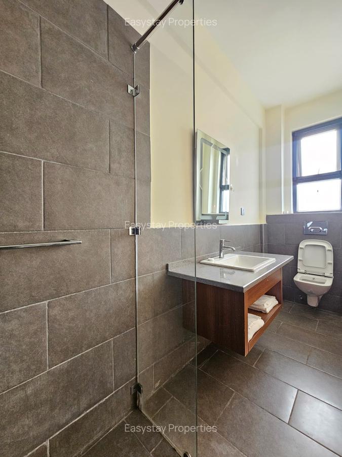 Serviced 2 Bed Apartment with En Suite in Spring Valley - 8