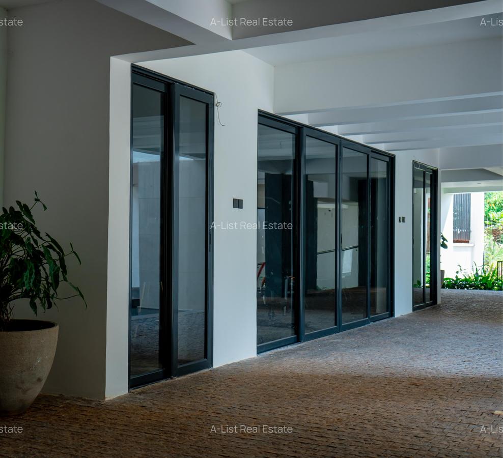 2 Bed Apartment with En Suite at Peponi Road - 11