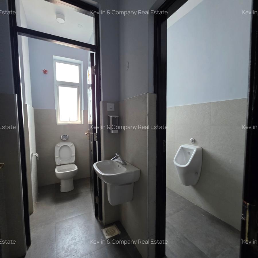 1,229 ft² Office with Service Charge Included in Westlands Area - 5