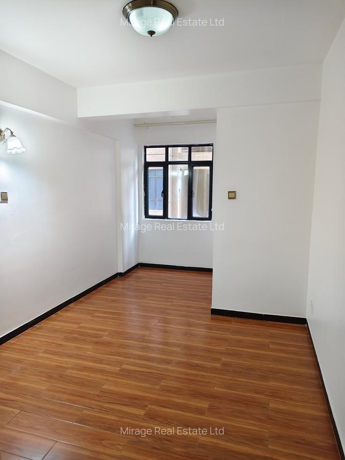 2 Bed Apartment with Gym in Kilimani - 3