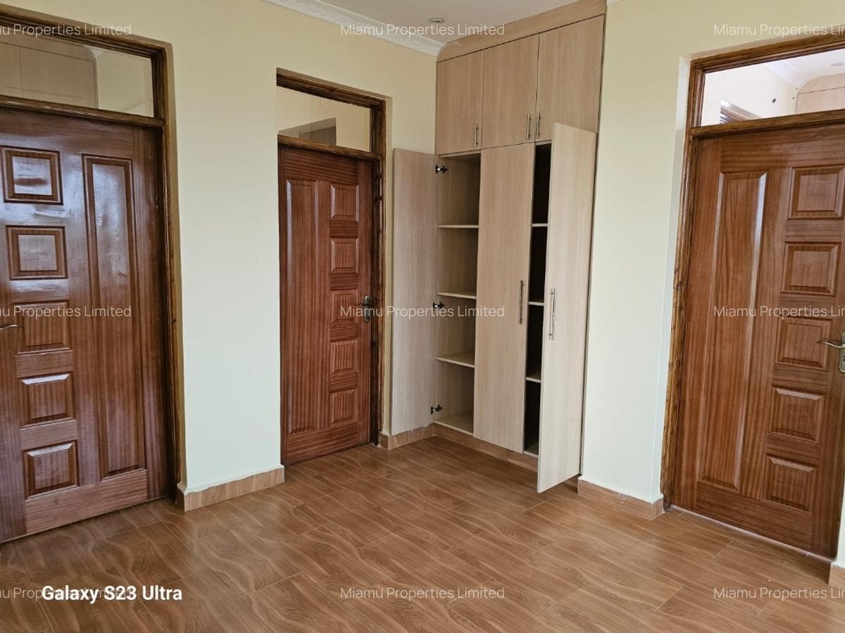 4 Bed House with En Suite at Karunguro - 15