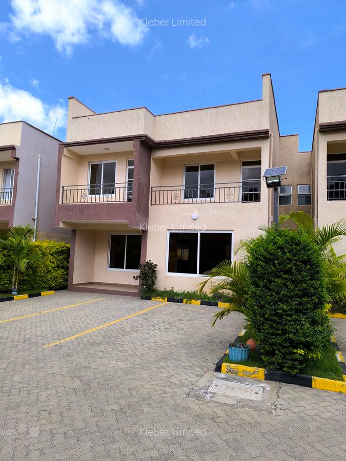 4 Bed Villa with En Suite in Syokimau - 1
